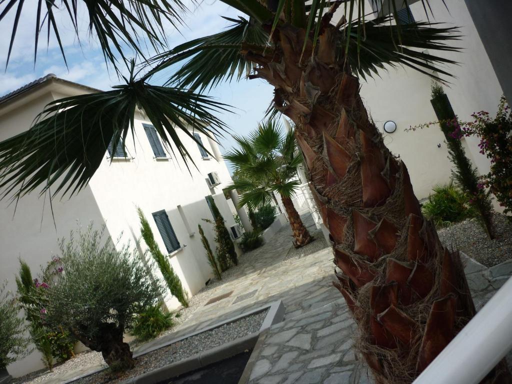 Residence Marea Resort Santa-Lucia-di-Moriani Exterior photo